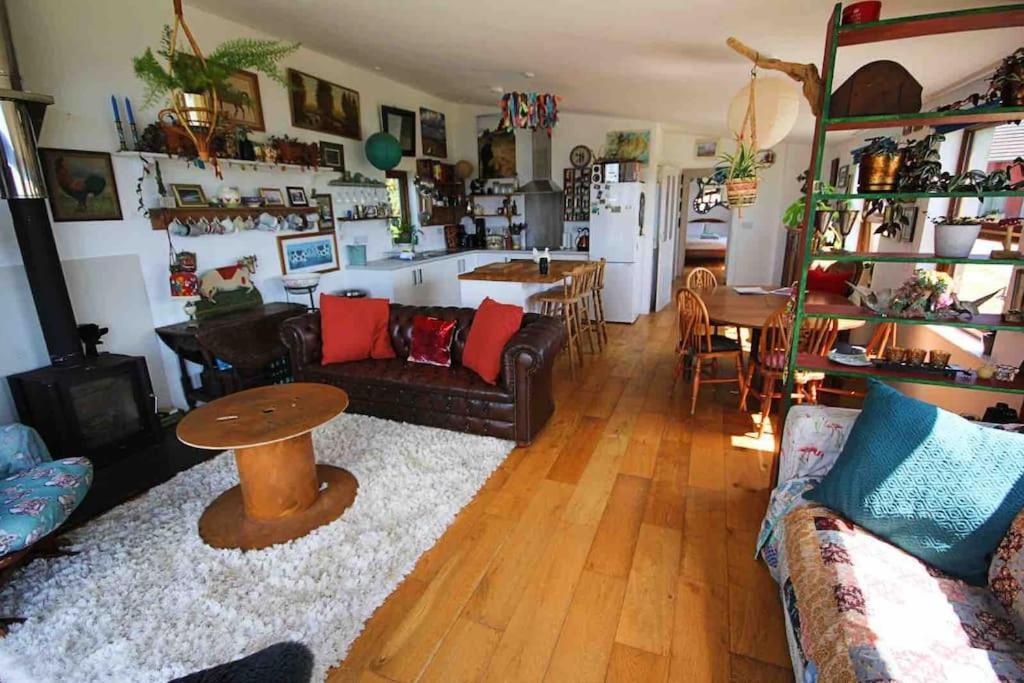 Spacious Cabin On Isolated Farm With Sea View 布德 外观 照片