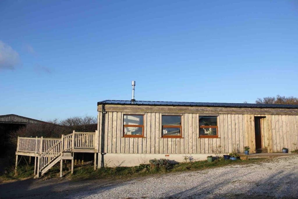 Spacious Cabin On Isolated Farm With Sea View 布德 外观 照片